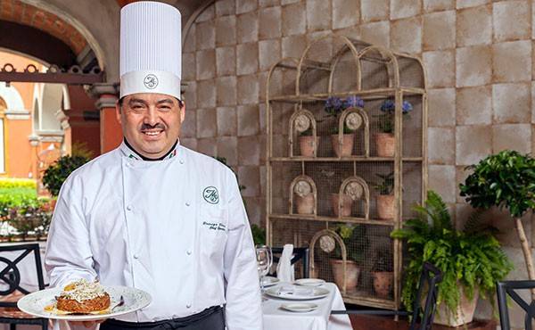 Los Chefs de México, Rodrigo Flores